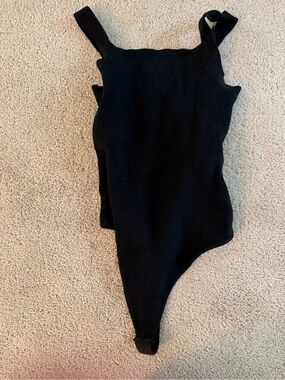 Abercrombie bodysuit size M knit black